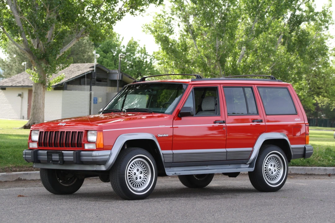 1996 Jeep XJ Cherokee - Image 2 of 31