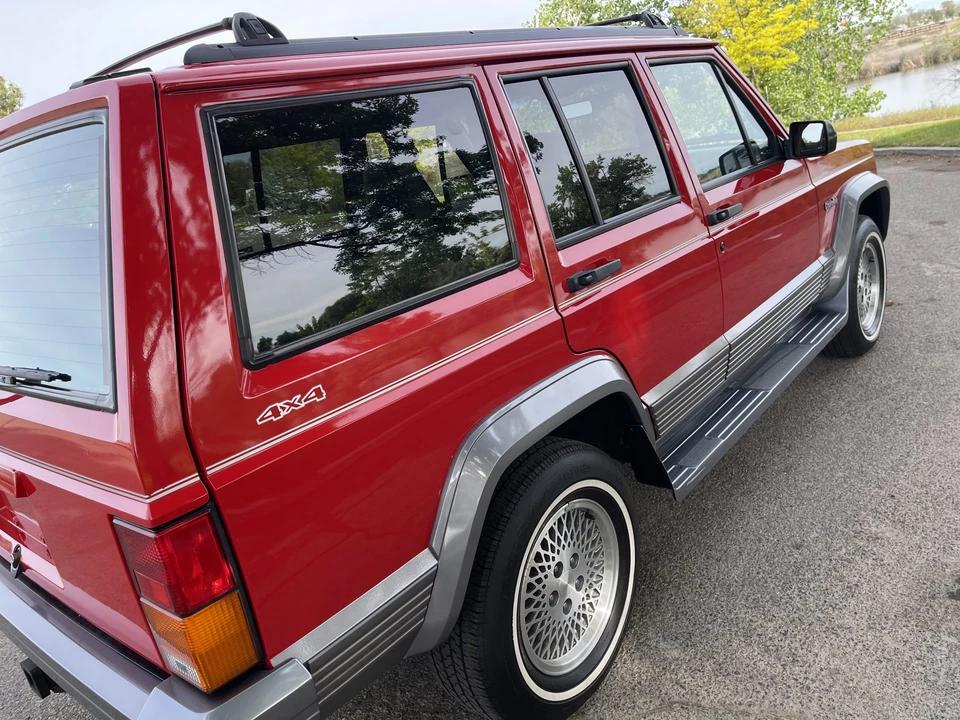 1996 Jeep XJ Cherokee - Image 19 of 31