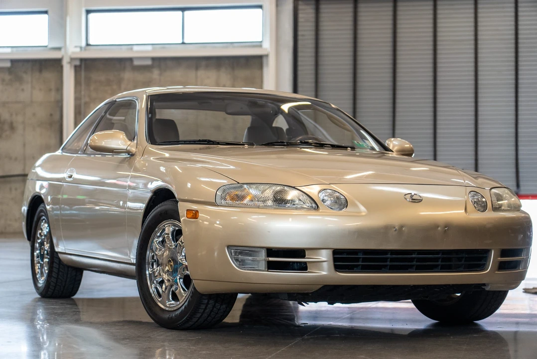 1996 Lexus SC400 - Image 2 of 31