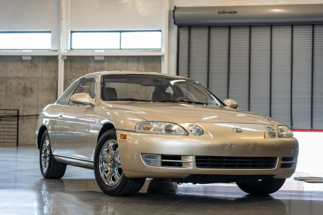 1996 Lexus SC400 - Image 3 of 31