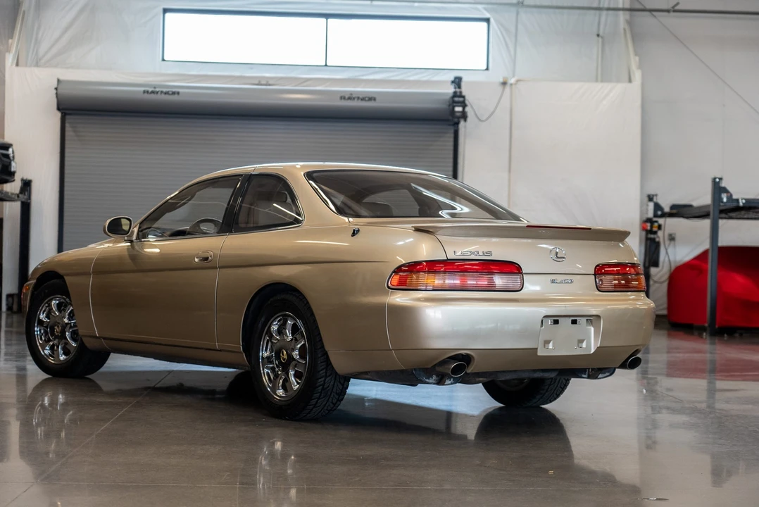 1996 Lexus SC400 - Image 11 of 31