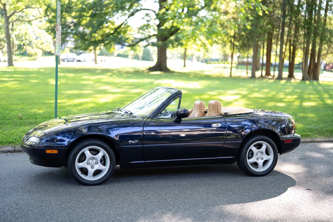 1996 Mazda NA MX-5 Miata - Image 2 of 31