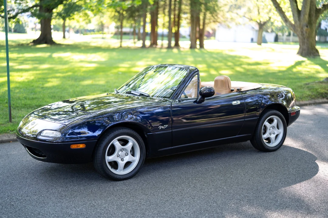 1996 Mazda NA MX-5 Miata - Image 4 of 31