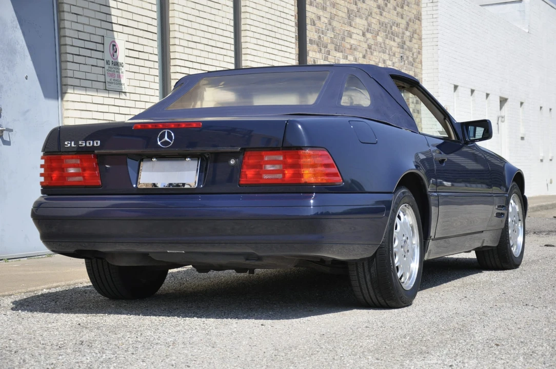 1996 Mercedes-Benz R129 SL-Class - Image 25 of 31