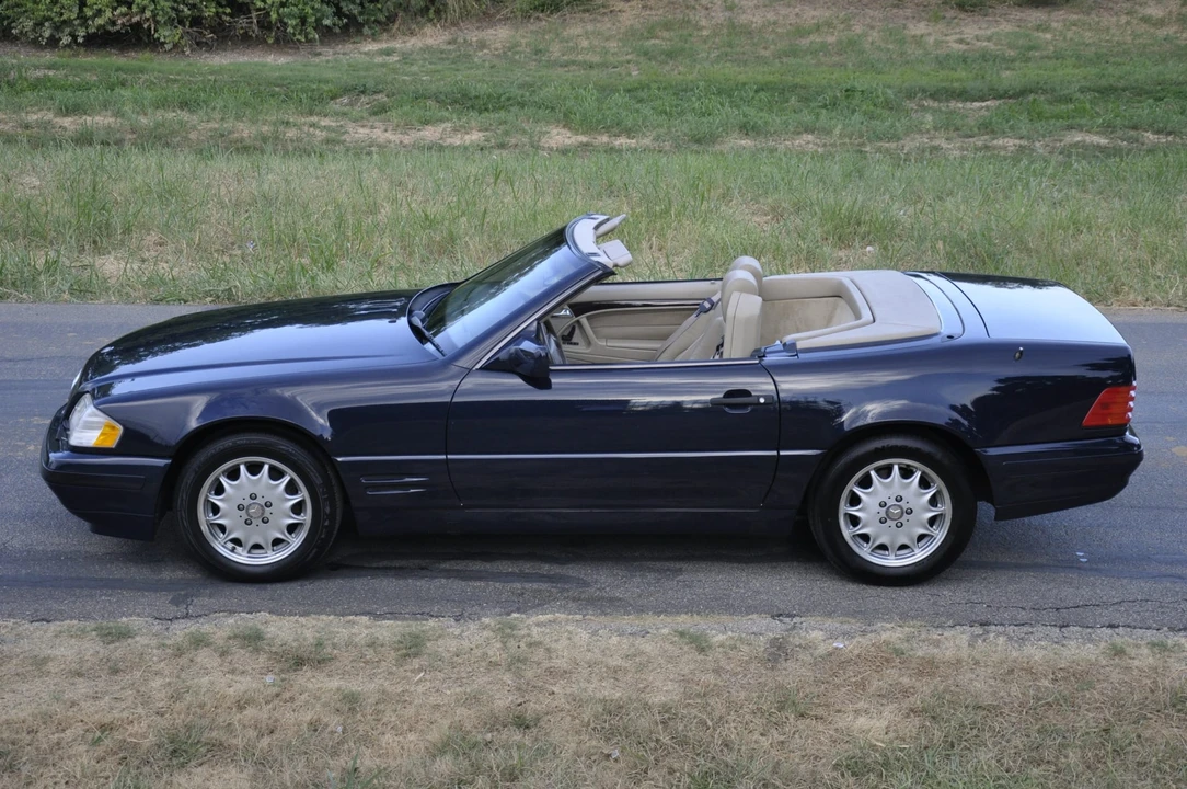 1996 Mercedes-Benz R129 SL-Class - Image 4 of 31