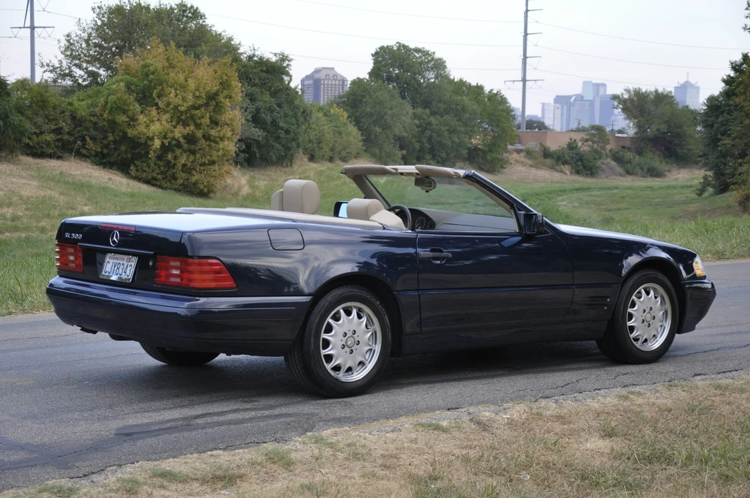 1996 Mercedes-Benz R129 SL-Class - Image 8 of 31