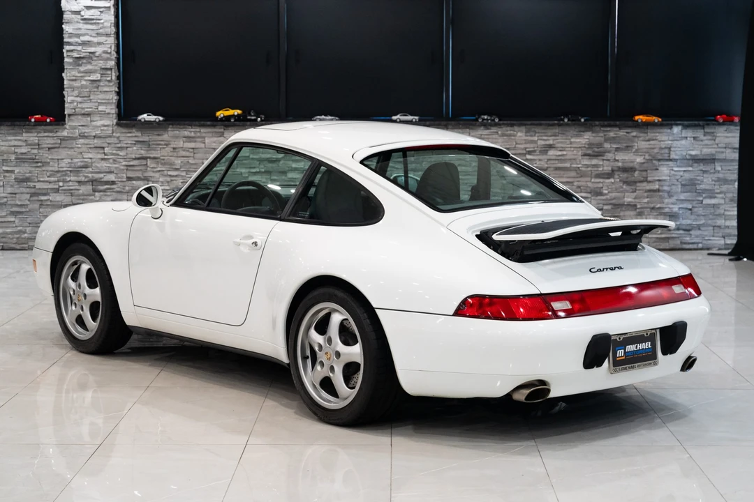 1996 Porsche 993 Carrera - Image 25 of 31