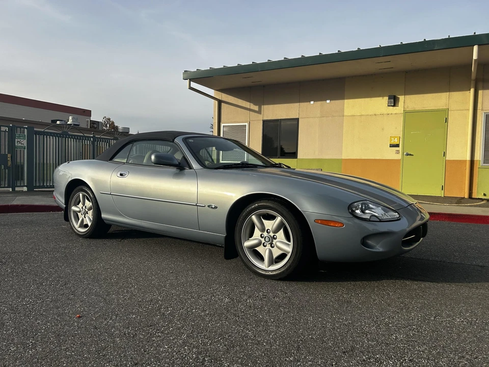 1997 Jaguar X100 XK8 - Image 14 of 31