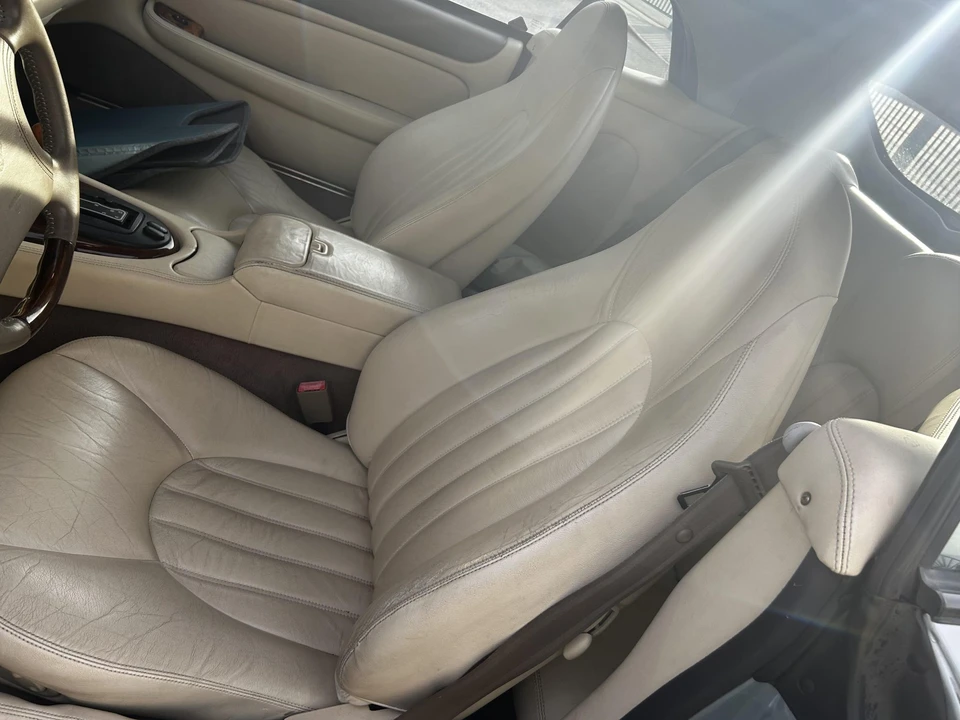 1997 Jaguar X100 XK8 - Image 24 of 31