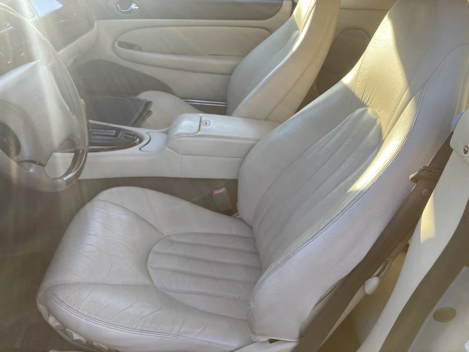 1997 Jaguar X100 XK8 - Image 25 of 31