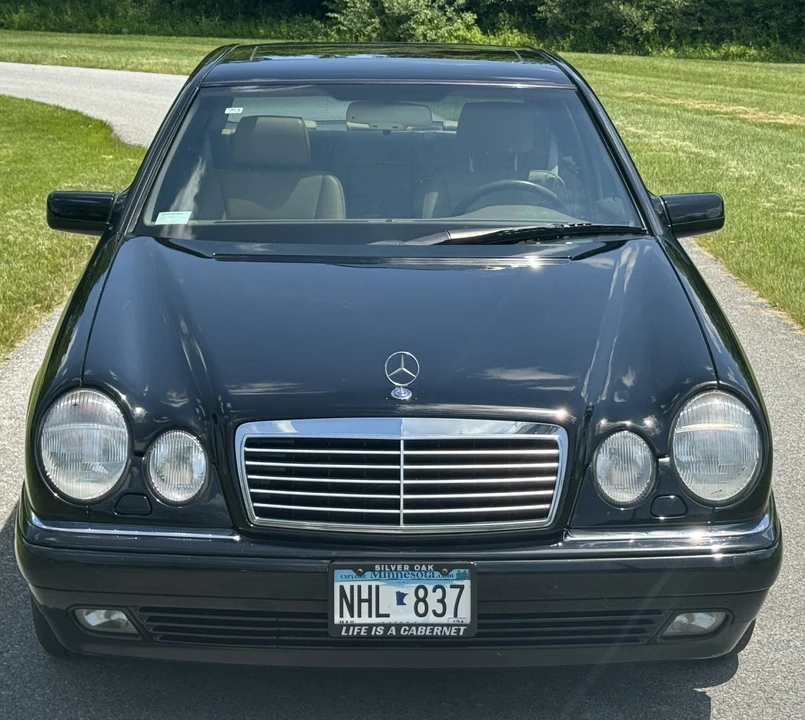 1997 Mercedes-Benz W210 E-Class - Image 2 of 31