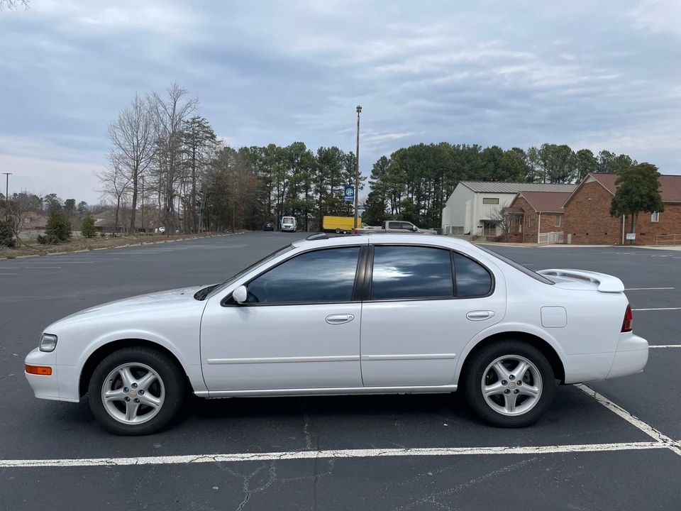 1997 Nissan Maxima 4th Gen - Image 6 of 31