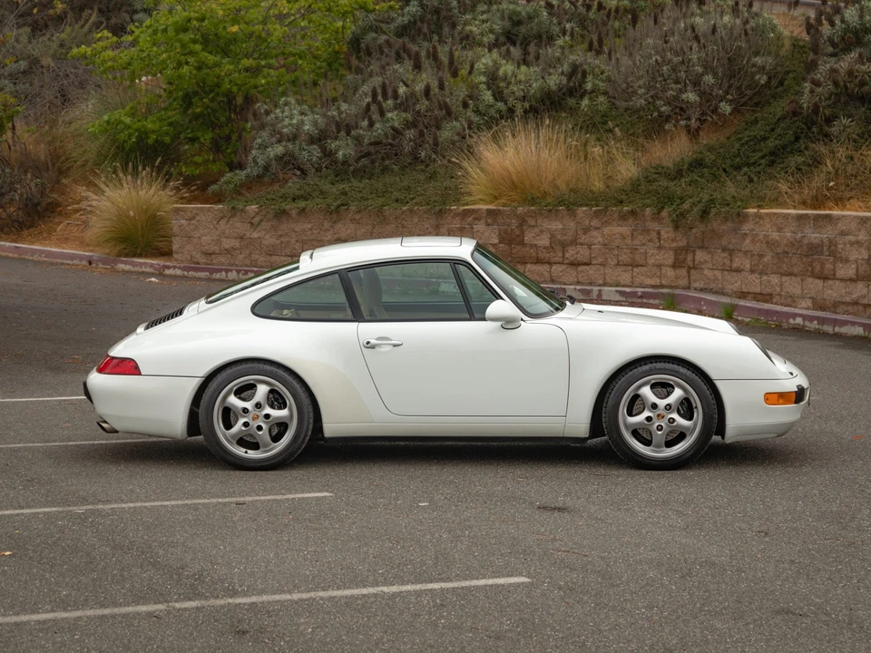 1997 Porsche 993 Carrera - Image 8 of 31