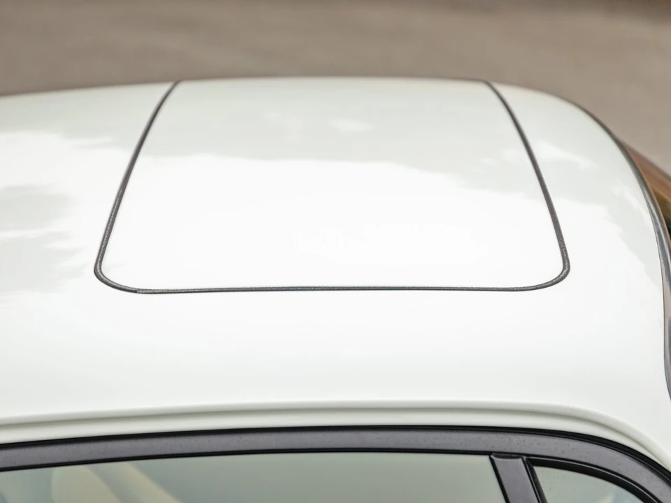1997 Porsche 993 Carrera - Image 28 of 31