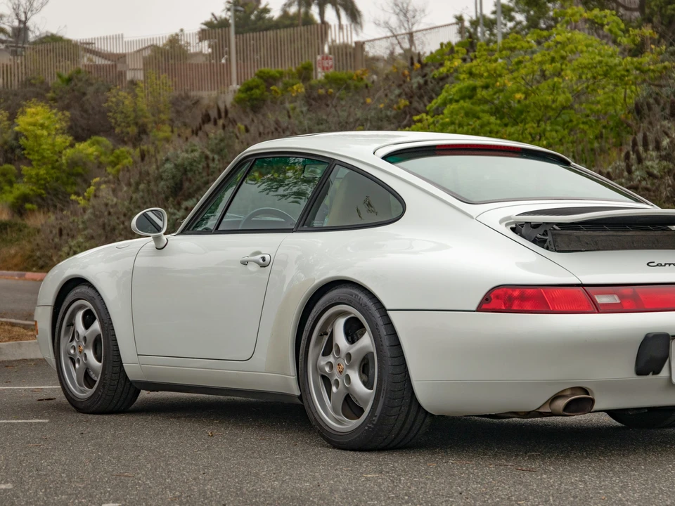 1997 Porsche 993 Carrera - Image 24 of 31