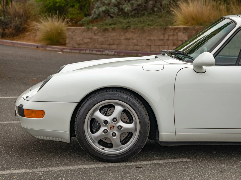 1997 Porsche 993 Carrera - Image 26 of 31