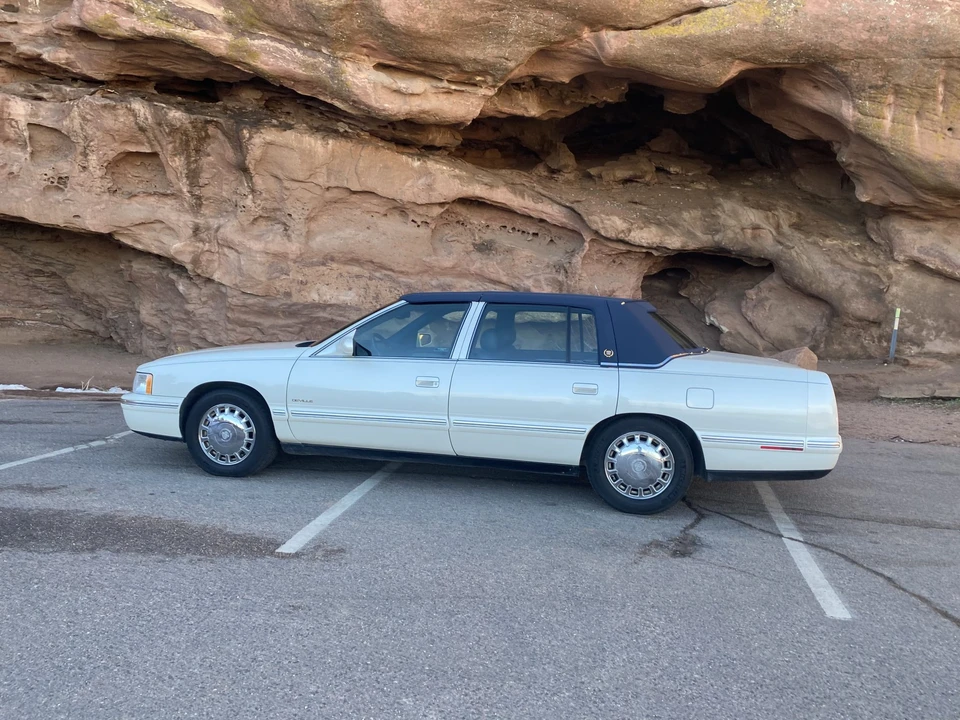 1998 Cadillac DeVille 7th Gen - Image 15 of 31