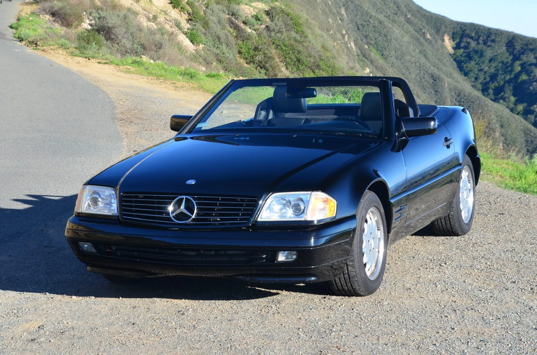 1998 Mercedes-Benz R129 SL-Class - Image 11 of 31