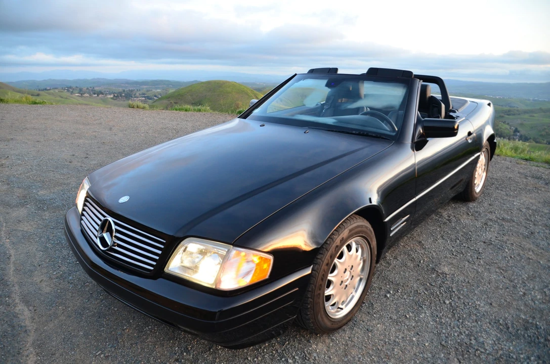 1998 Mercedes-Benz R129 SL-Class - Image 8 of 31