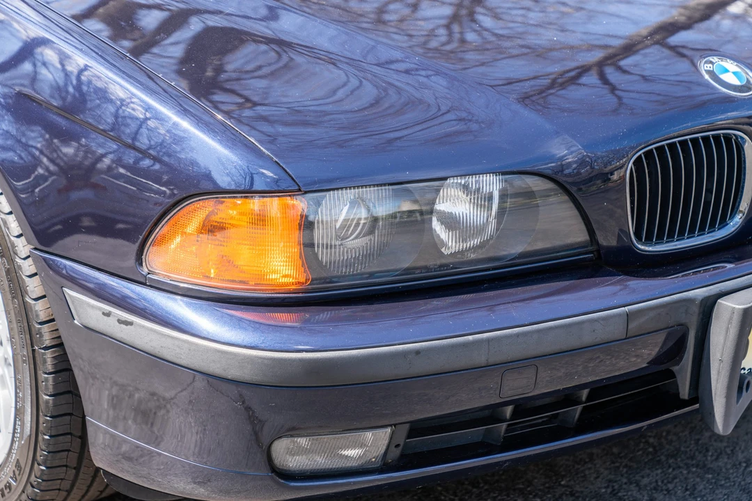 1999 BMW E39 540i - Image 17 of 31