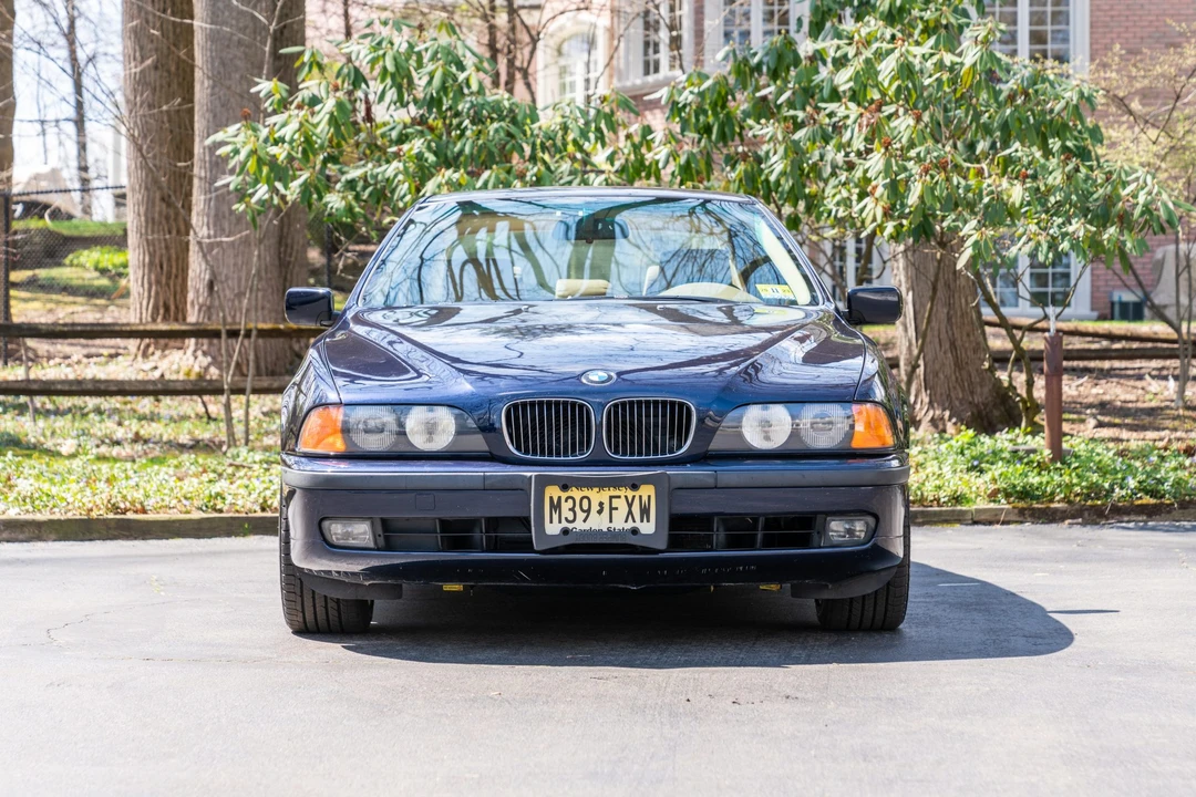 1999 BMW E39 540i - Image 11 of 31