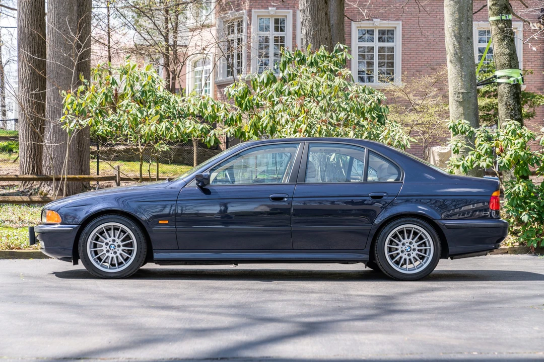 1999 BMW E39 540i - Image 2 of 31