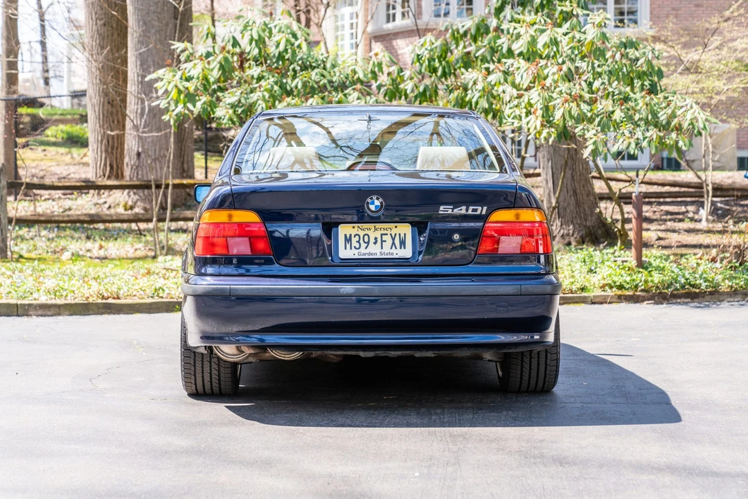 1999 BMW E39 540i - Image 12 of 31