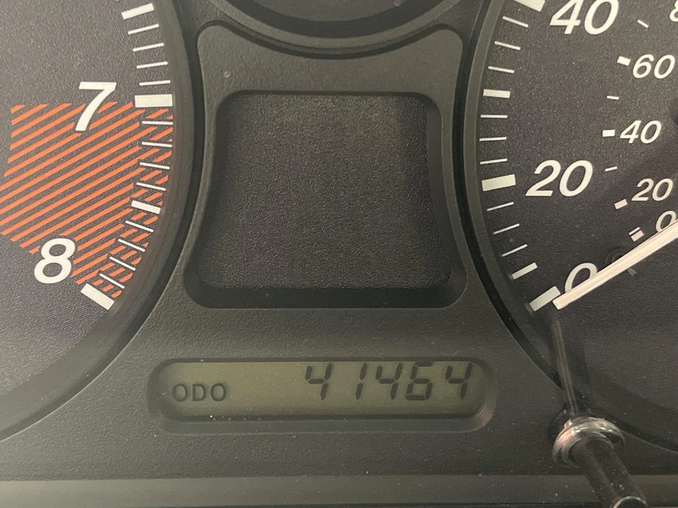 1999 Mazda NB MX-5 Miata - Image 24 of 31