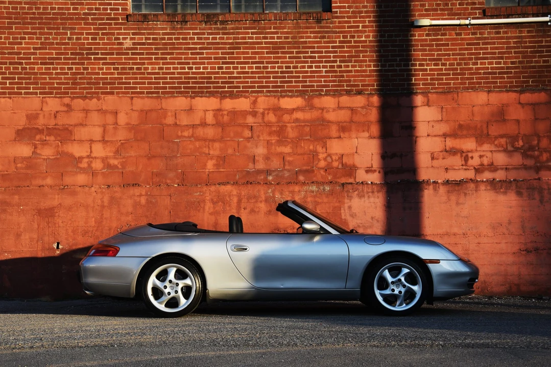 1999 Porsche 996 Carrera - Image 21 of 31