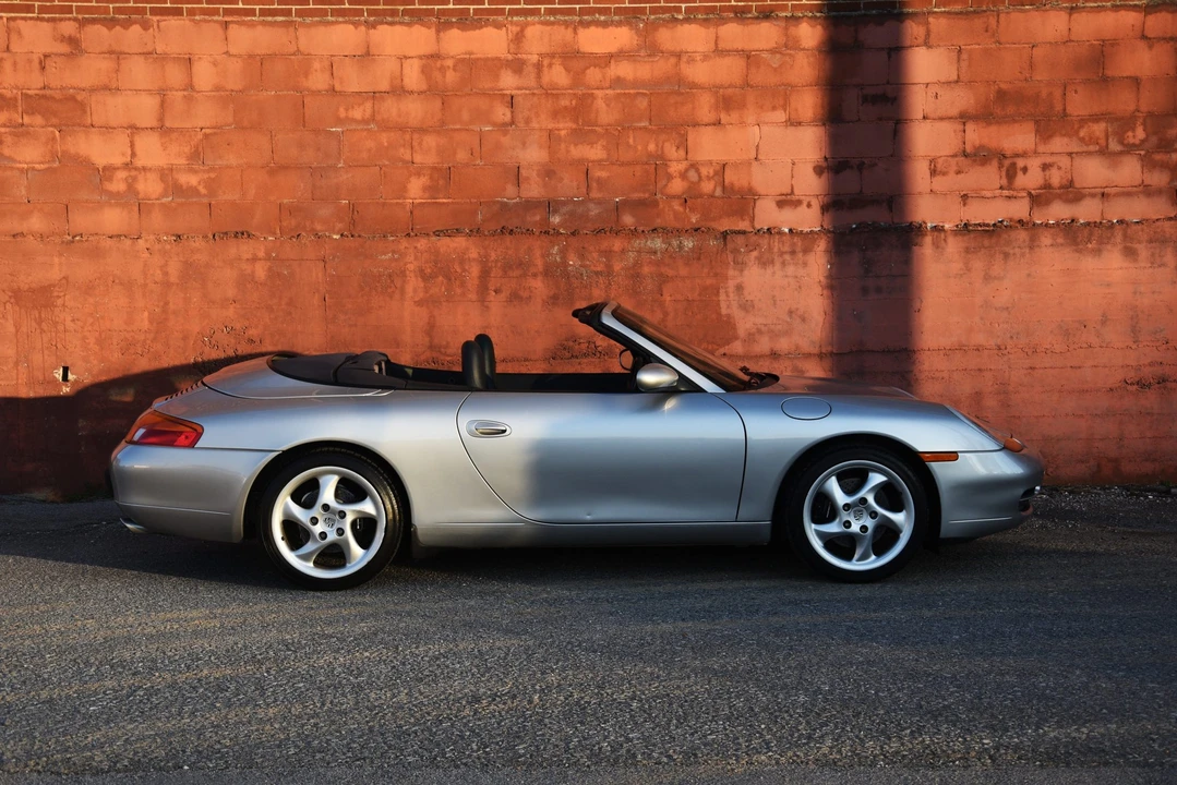 1999 Porsche 996 Carrera - Image 19 of 31