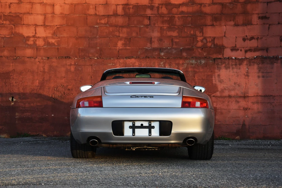 1999 Porsche 996 Carrera - Image 14 of 31