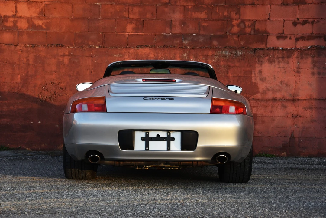 1999 Porsche 996 Carrera - Image 13 of 31