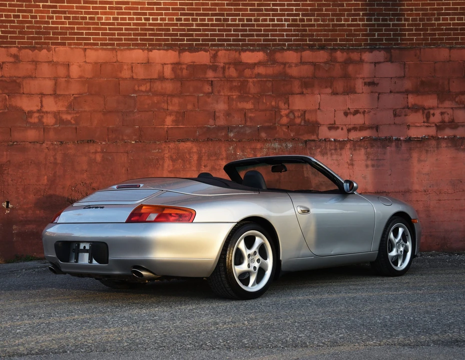 1999 Porsche 996 Carrera - Image 17 of 31
