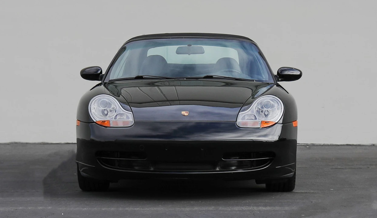 1999 Porsche 996 Carrera - Image 10 of 31