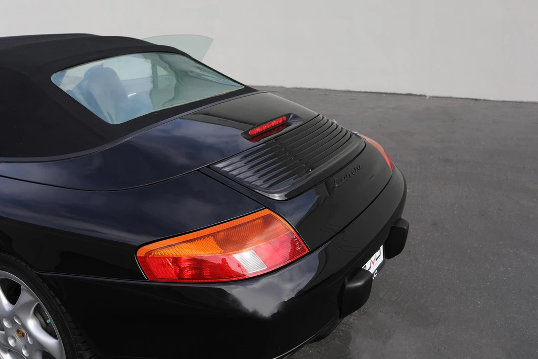 1999 Porsche 996 Carrera - Image 25 of 31