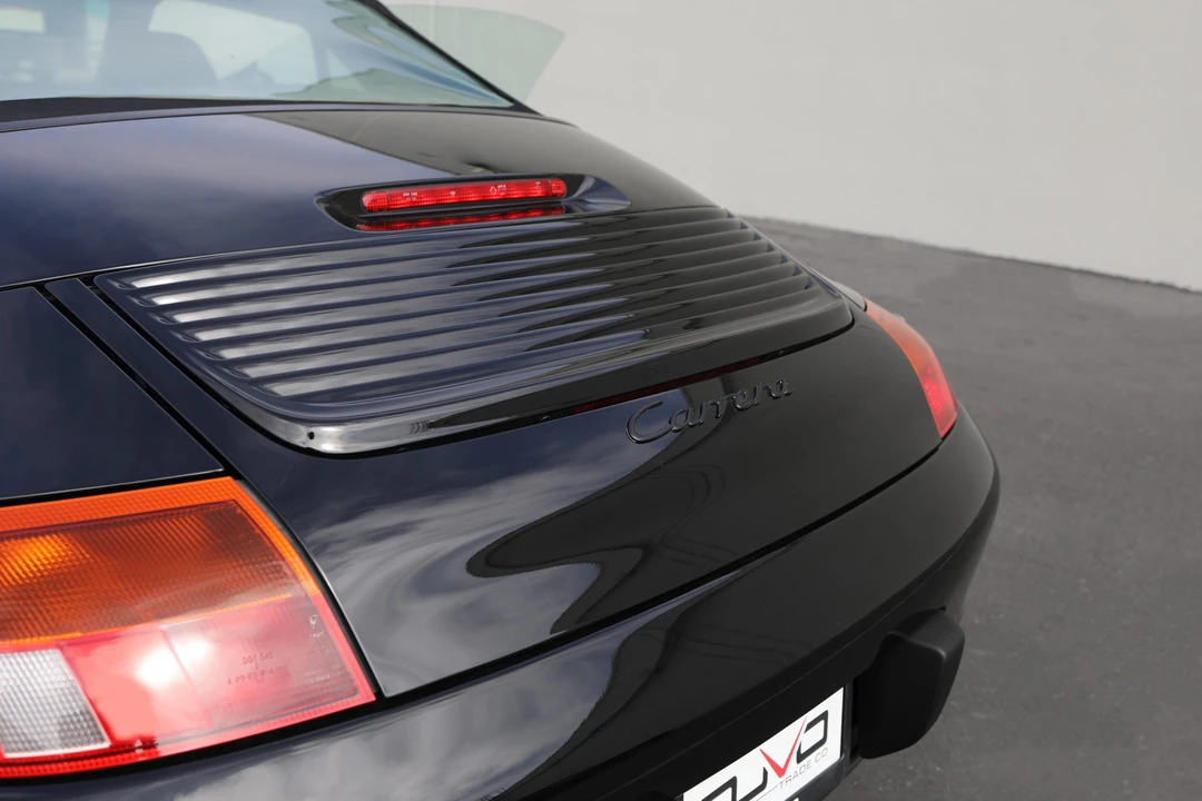 1999 Porsche 996 Carrera - Image 24 of 31