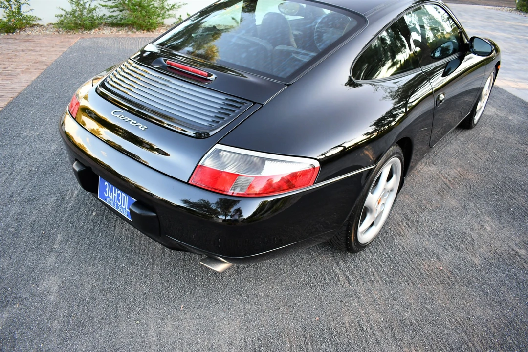 1999 Porsche 996 Carrera - Image 17 of 31