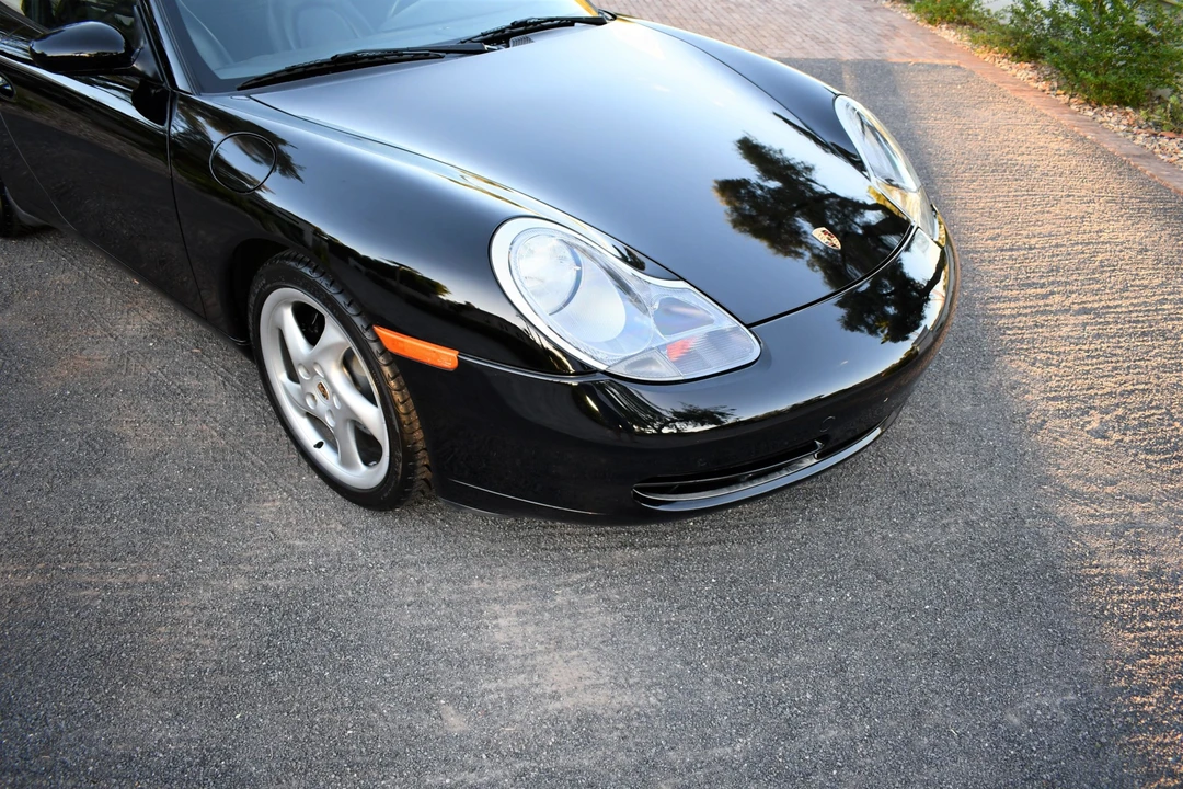 1999 Porsche 996 Carrera - Image 26 of 31