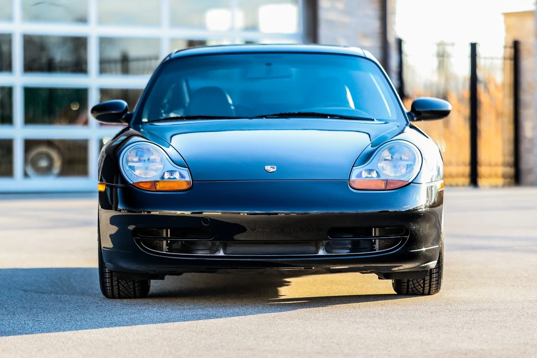 1999 Porsche 996 Carrera - Image 12 of 31