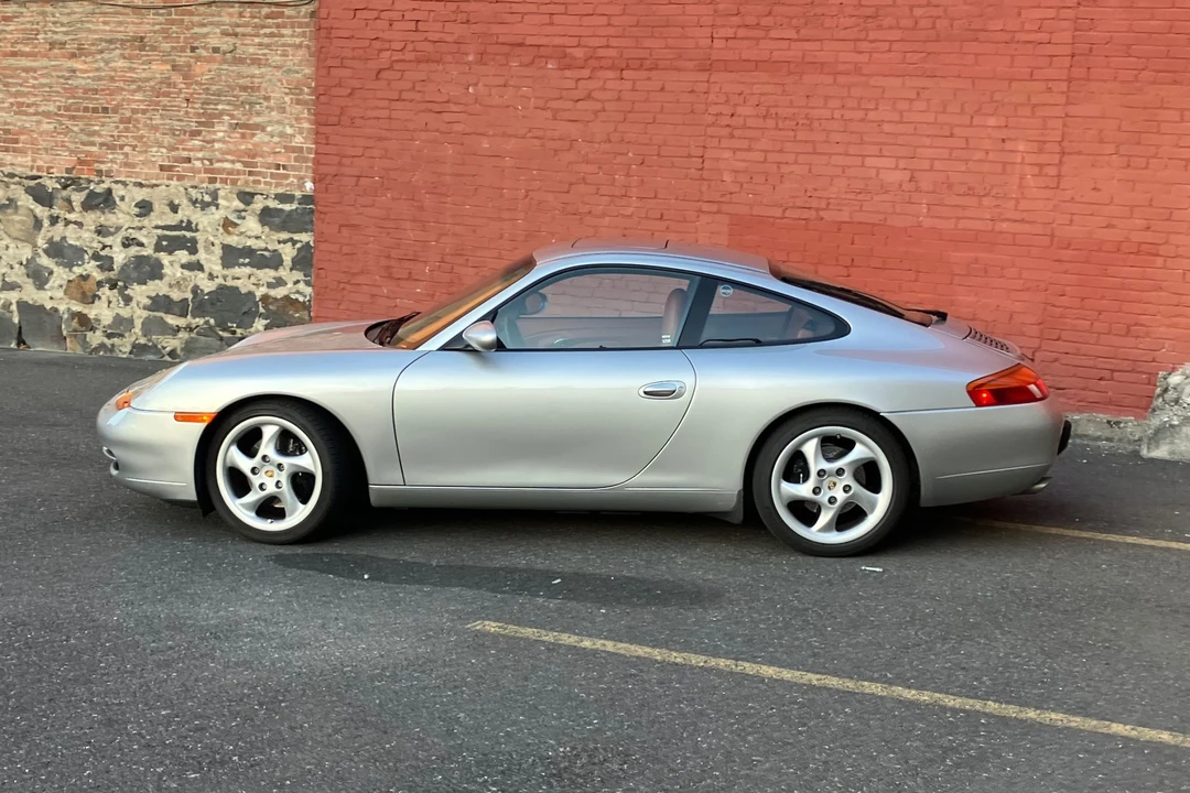 1999 Porsche 996 Carrera - Image 6 of 31