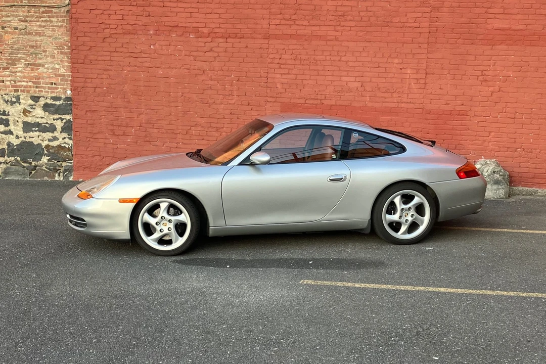 1999 Porsche 996 Carrera - Image 8 of 31
