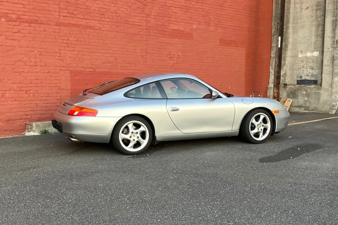 1999 Porsche 996 Carrera - Image 30 of 31