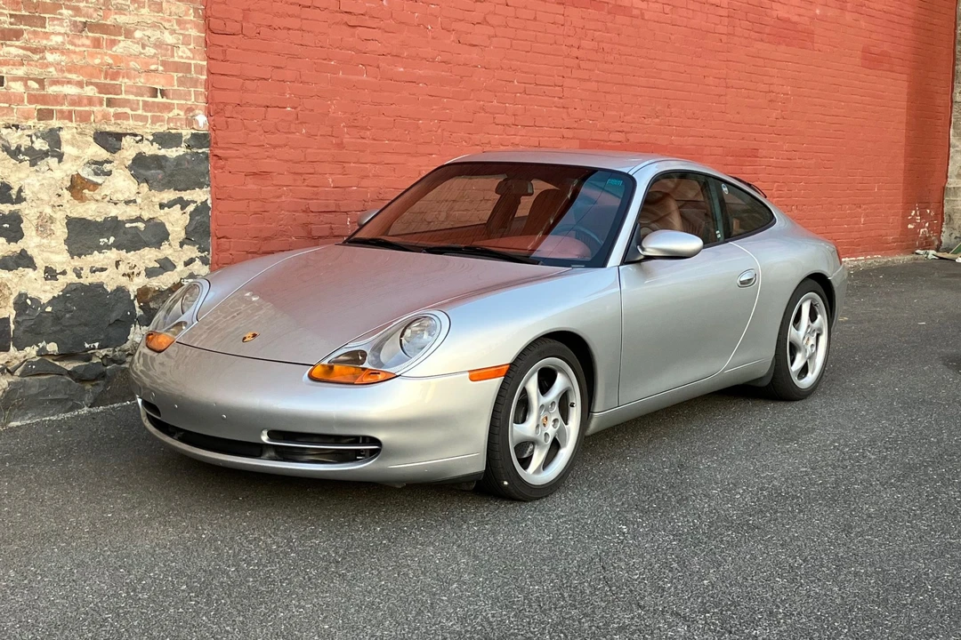 1999 Porsche 996 Carrera - Image 13 of 31