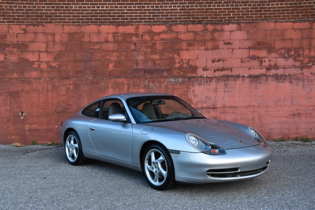 1999 Porsche 996 Carrera - Image 10 of 31