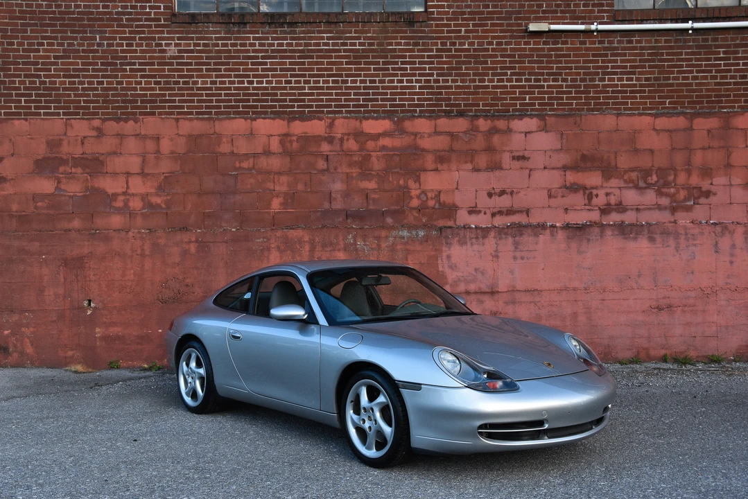 1999 Porsche 996 Carrera - Image 9 of 31