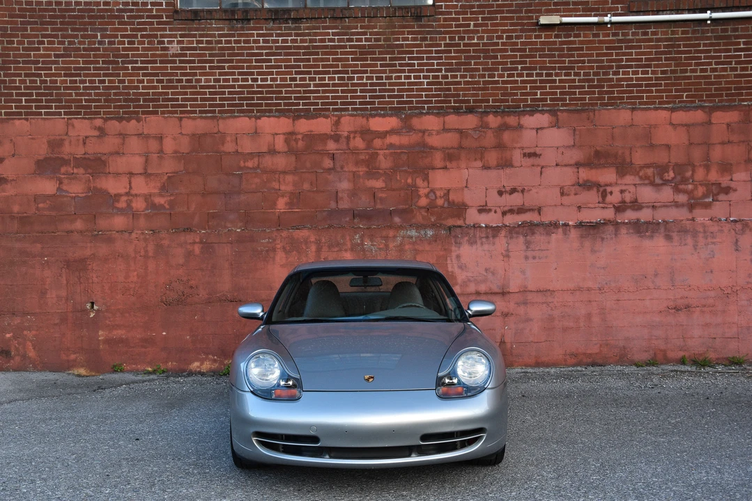 1999 Porsche 996 Carrera - Image 6 of 31