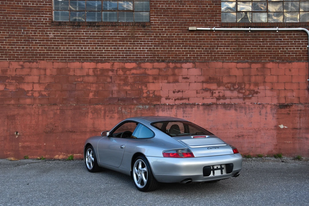 1999 Porsche 996 Carrera - Image 20 of 31