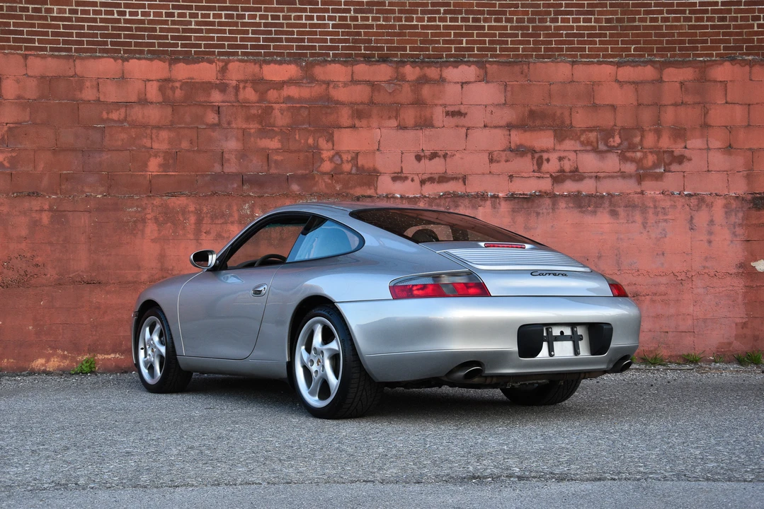 1999 Porsche 996 Carrera - Image 23 of 31