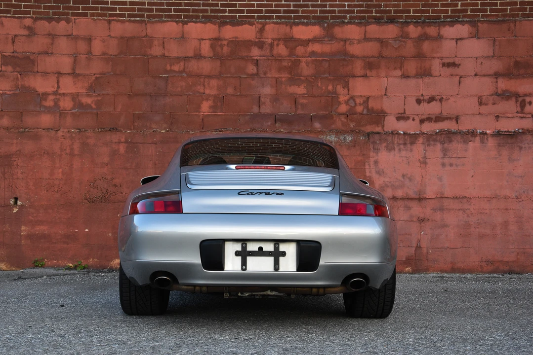 1999 Porsche 996 Carrera - Image 17 of 31