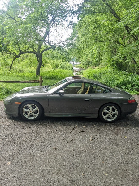 1999 Porsche 996 Carrera - Image 10 of 31